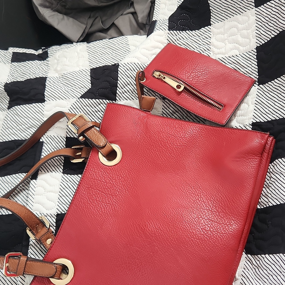 Purse - Picture 2 of 5